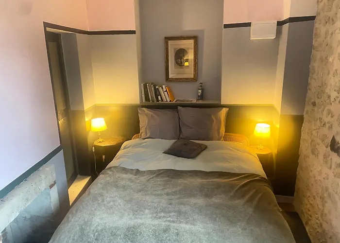 Tour St Sauveur Lejlighed *